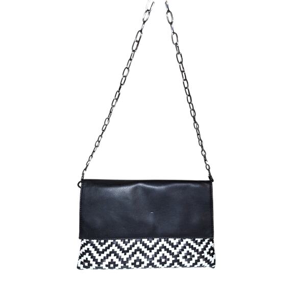 Deux Lux Fold Leather Weaved Wristlet/clutch  Removable Chain Black White - Picture 6 of 6